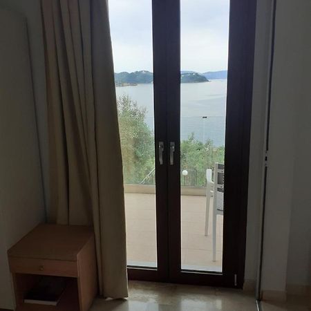 Senior Suite Zeus Vasilias  Esterno foto
